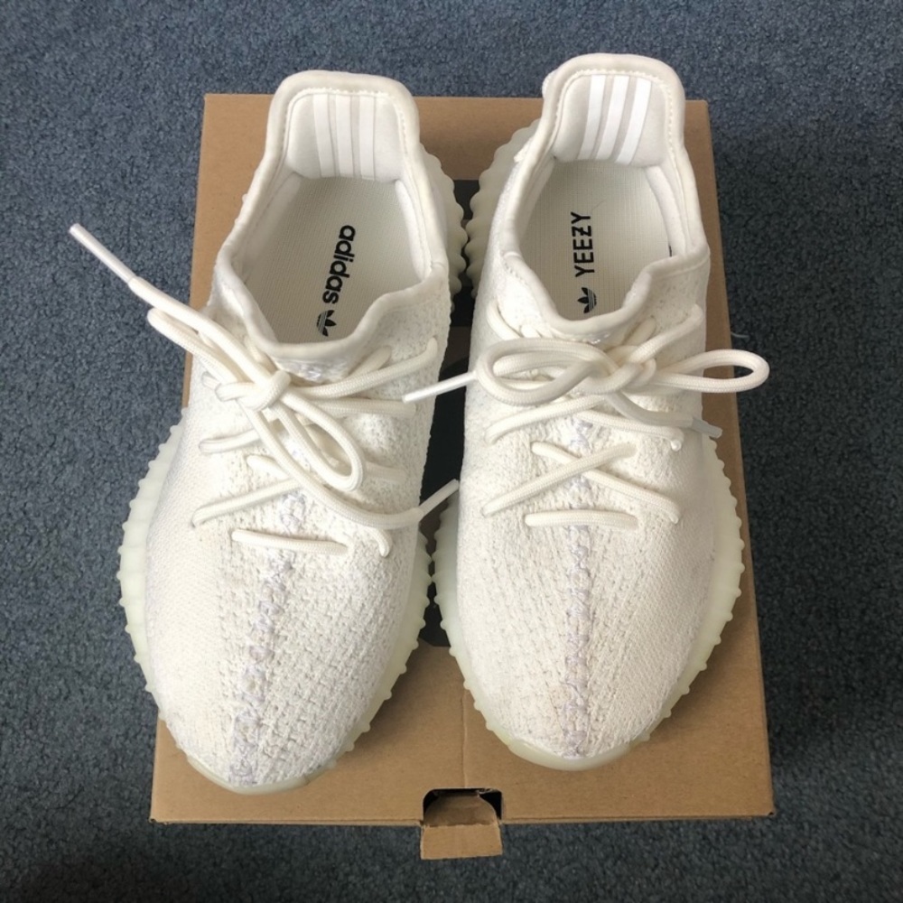 Size 6 Wm Yeezy Boost 350 🤍